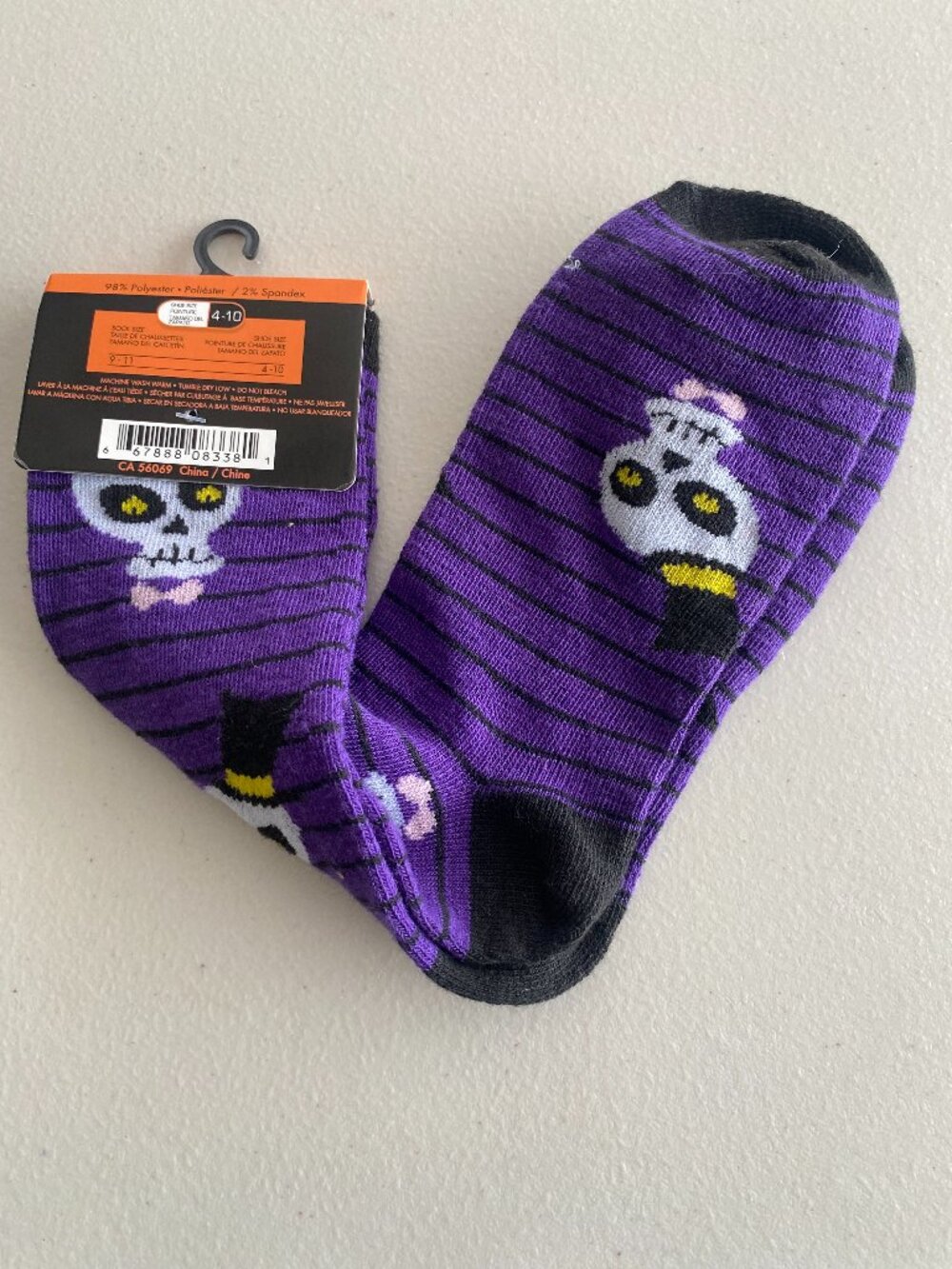 Halloween purple Socks with Skul with a hat polyester spandex size 4-10